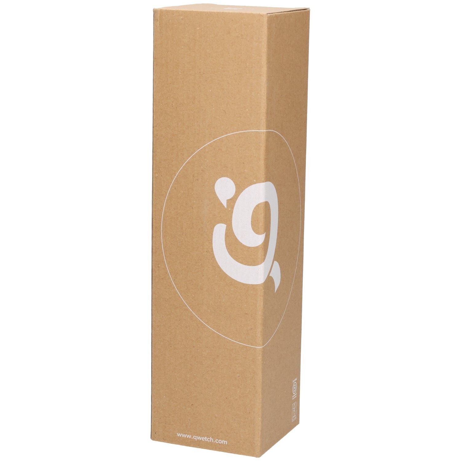 Emballage en carton avec logo Qwetch blanc. Le mot 'Qwetch' est visible sous le logo.