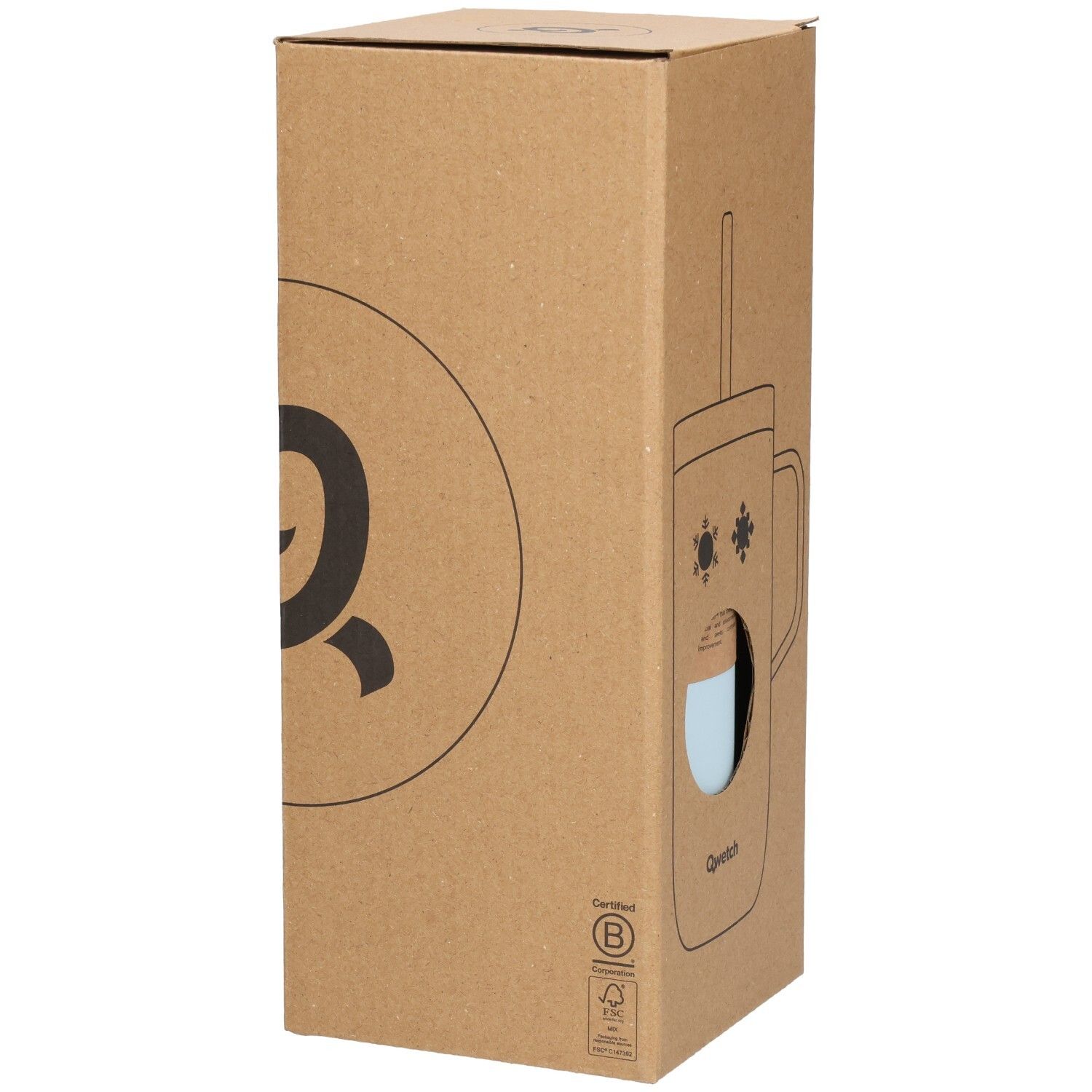 Emballage en carton avec logo Qwetch et certifications. Vue partielle du gobelet isotherme bleu à travers une découpe.