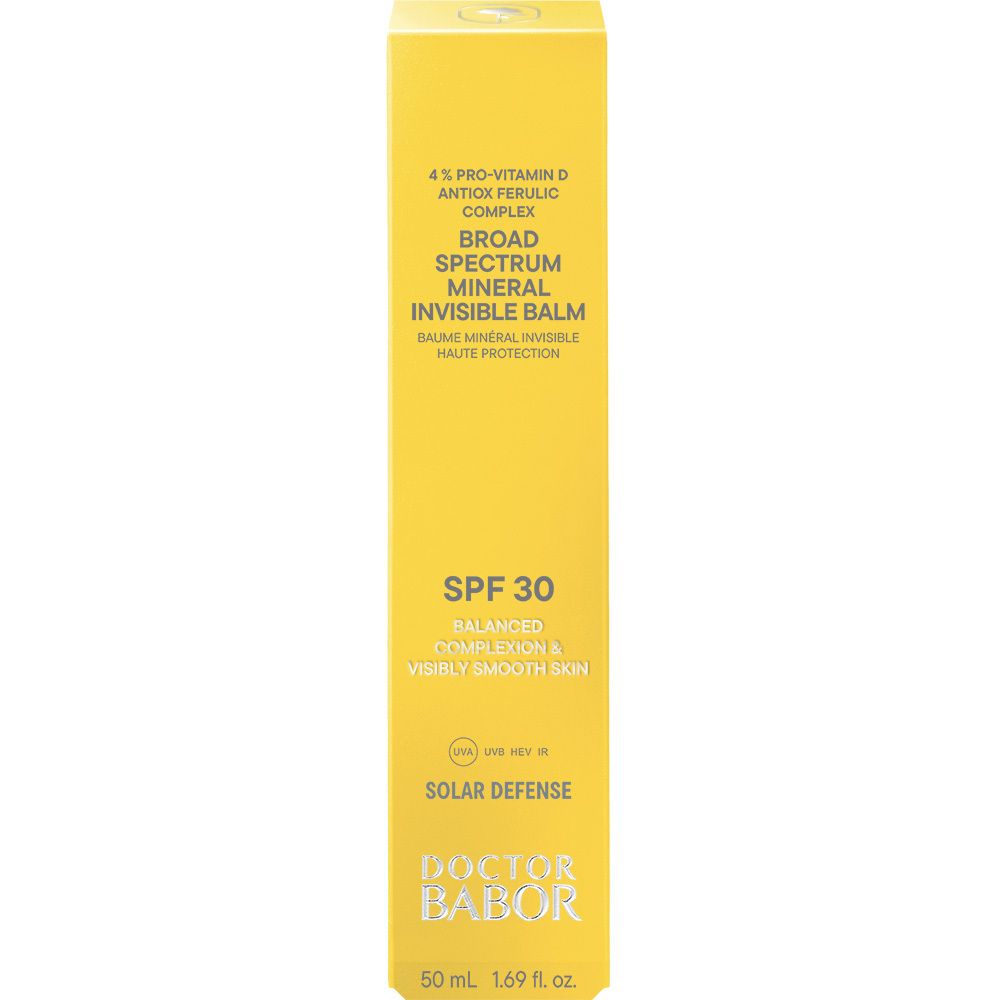 Carton jaune avec texte. Inscription : SPF 30, DOCTOR BABOR. Nom du produit : BROAD SPECTRUM MINERAL INVISIBLE BALM.