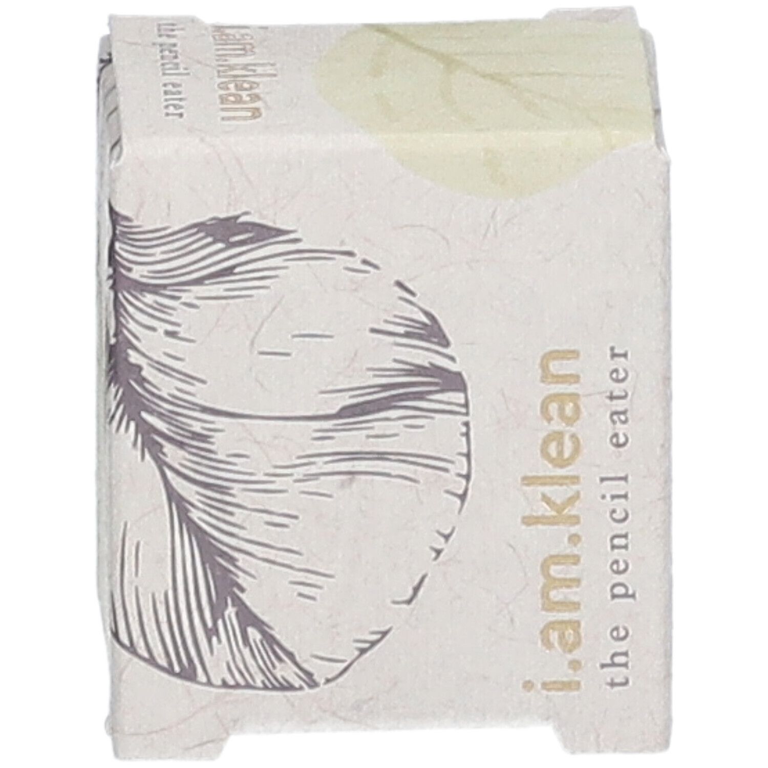 Emballage en carton avec motif de feuille. Inscription : i.am.klean the pencil eater. Emballage du produit avec rabat.