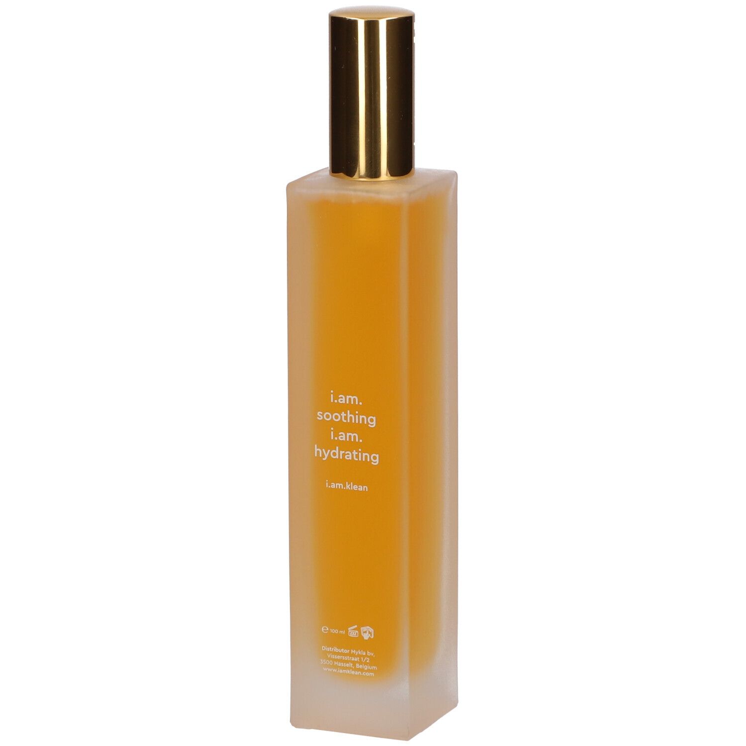 Flacon cylindrique avec vaporisateur doré. Inscription : i.am, soothing, hydrating. Liquide jaune visible.