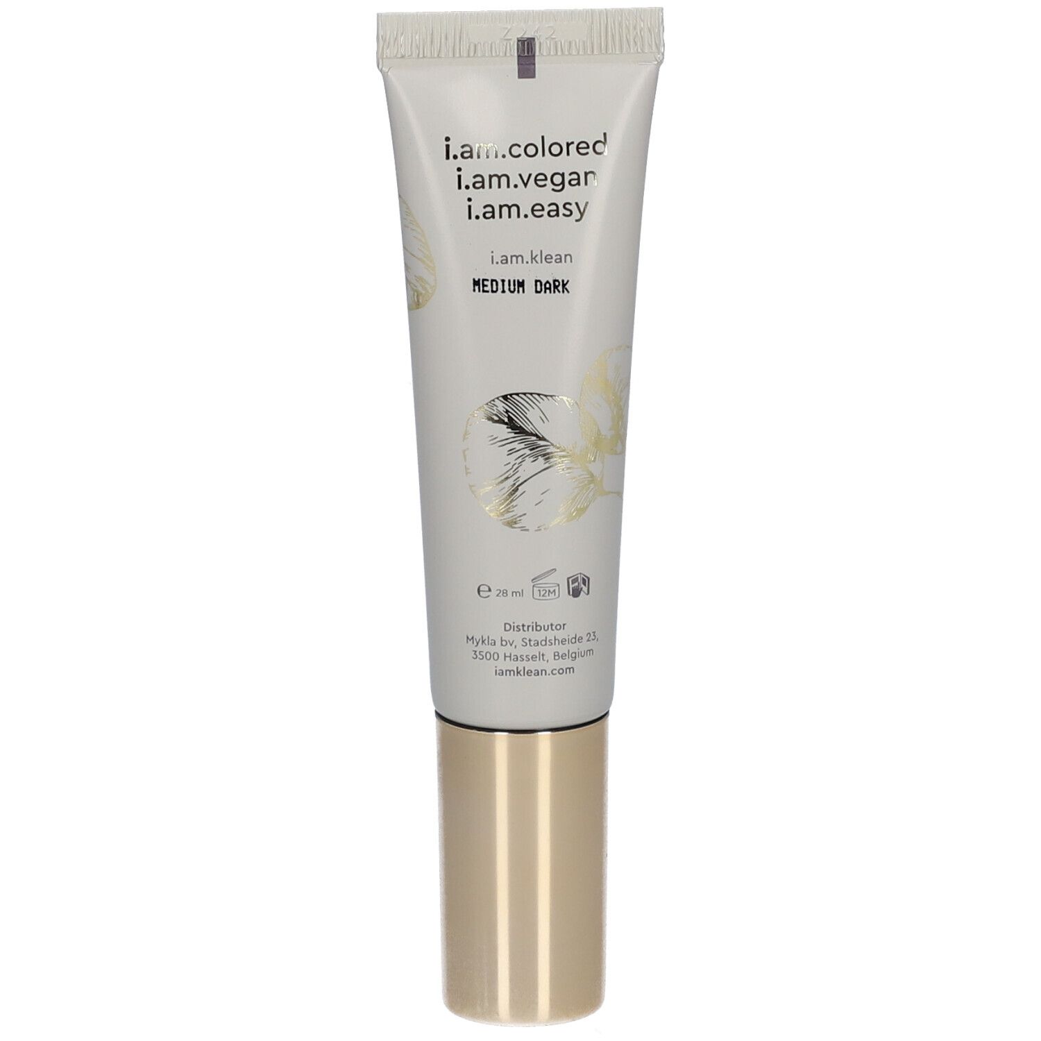 Tube de crème avec bouchon doré. Inscription : i.am.klean, MEDIUM DARK. Nom du produit non indiqué.