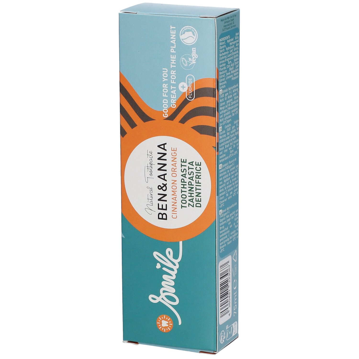 Boîte de dentifrice. Marque Ben & Anna, saveur Cinnamon Orange. Inscription 'smile', label Vegan, symbole fluor, 75ml.