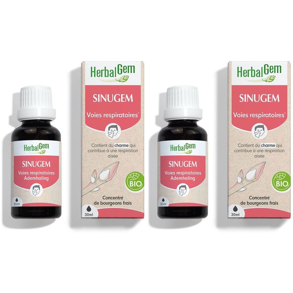 Trois flacons et emballages HerbalGem SINUGEM. Flacons à bouchon blanc, emballage avec texte rouge.