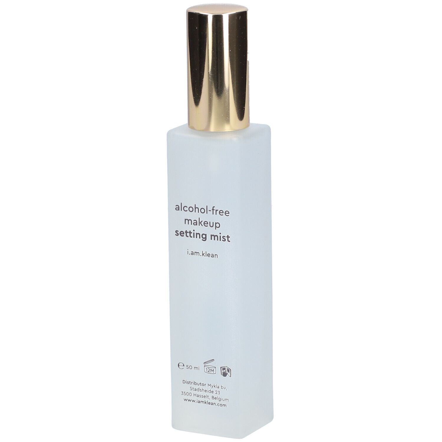 Vaporisateur transparent avec bouchon doré. Inscription : alcohol-free makeup setting mist, i.am.klean.
