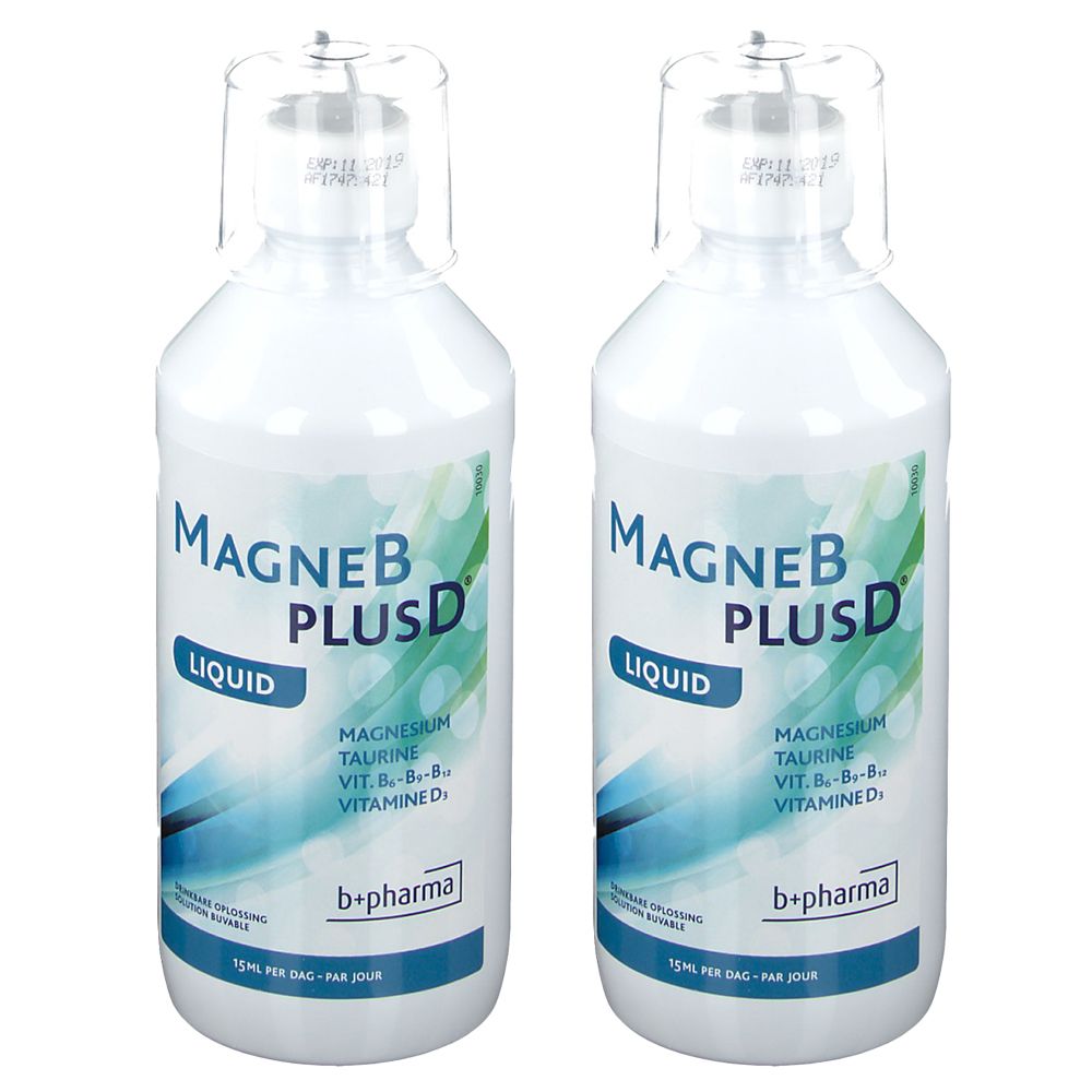Deux flacons de MagneBplusD Liquid. Flacons blancs avec étiquette, nom du produit et ingrédients. Logo b+pharma.