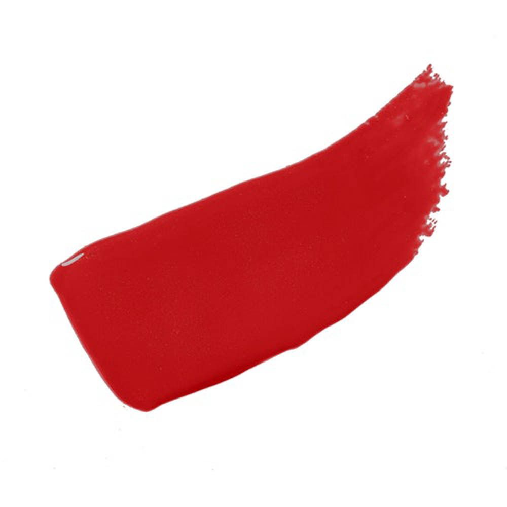 Échantillon de brillant à lèvres rouge sur fond blanc. Forme d'une ligne incurvée.
