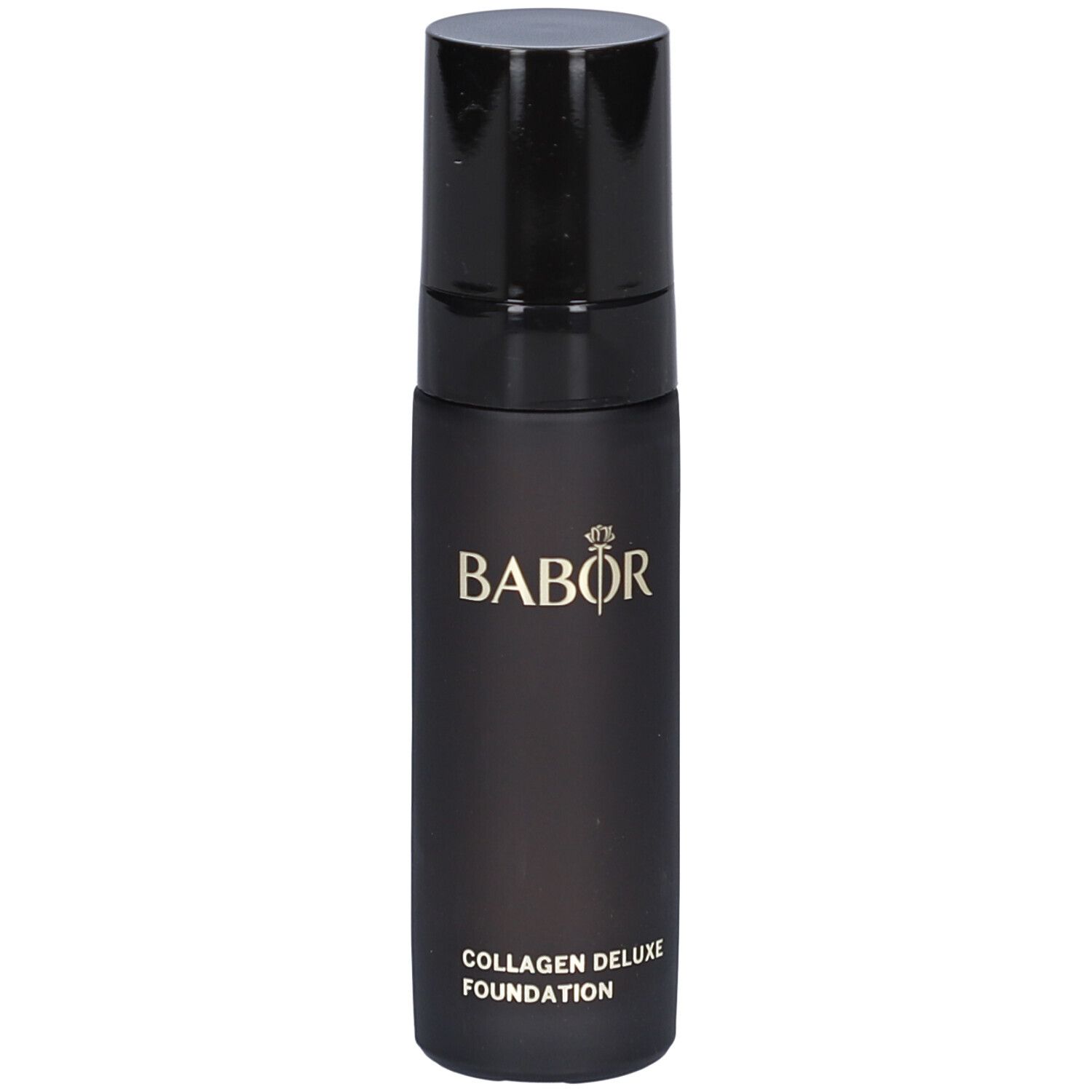 Flacon noir BABOR Foundation. Logo BABOR. Texte: Collagen Deluxe Foundation. Bouchon en haut.