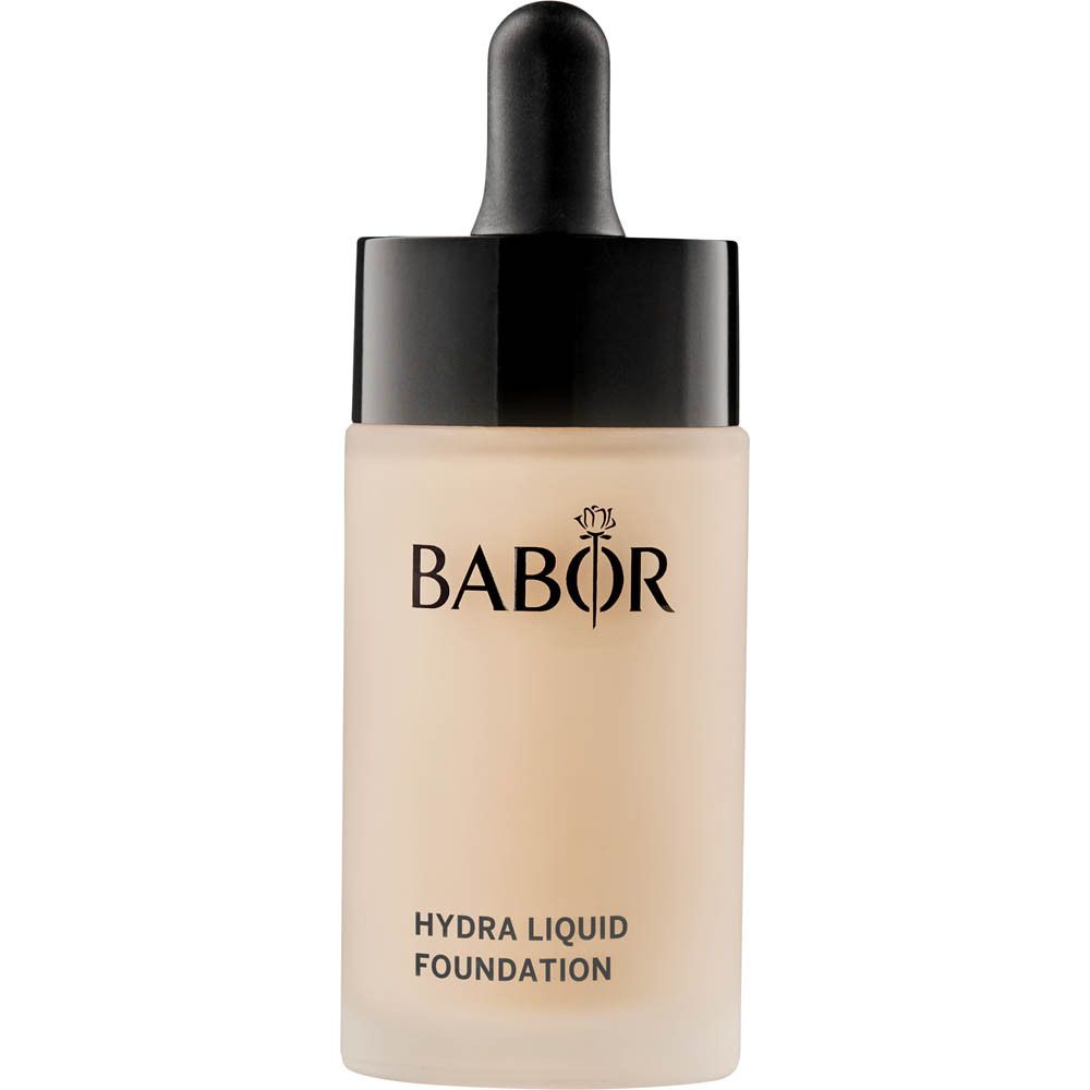 Flacon de fond de teint liquide avec bouchon noir. Marque Babor, nom du produit visible.