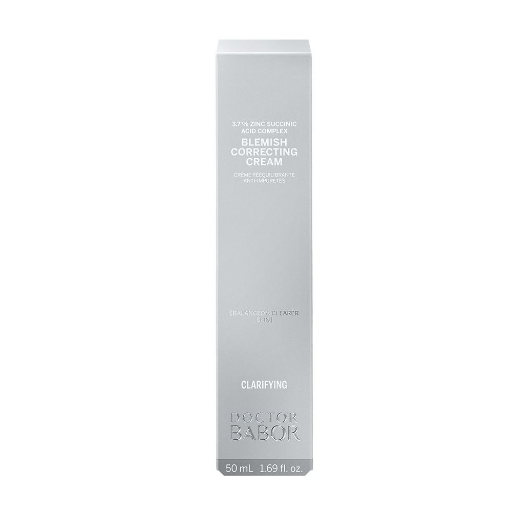 Emballage produit avec texte 'Blemish Correcting Cream' et 'Doctor Babor'.