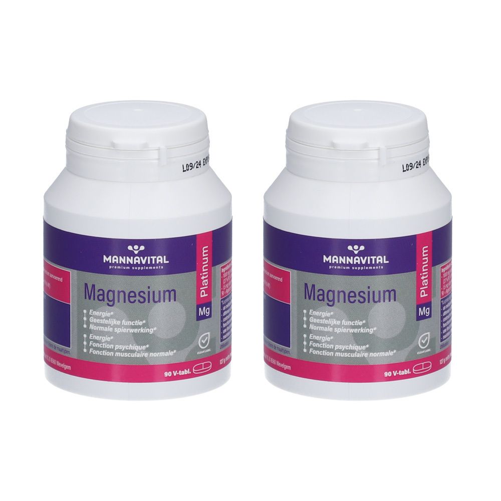 Deux flacons de MannaVital Magnésium Platinum. Flacons blancs avec étiquette violette. Texte: Magnésium, 90 V-Tabl.