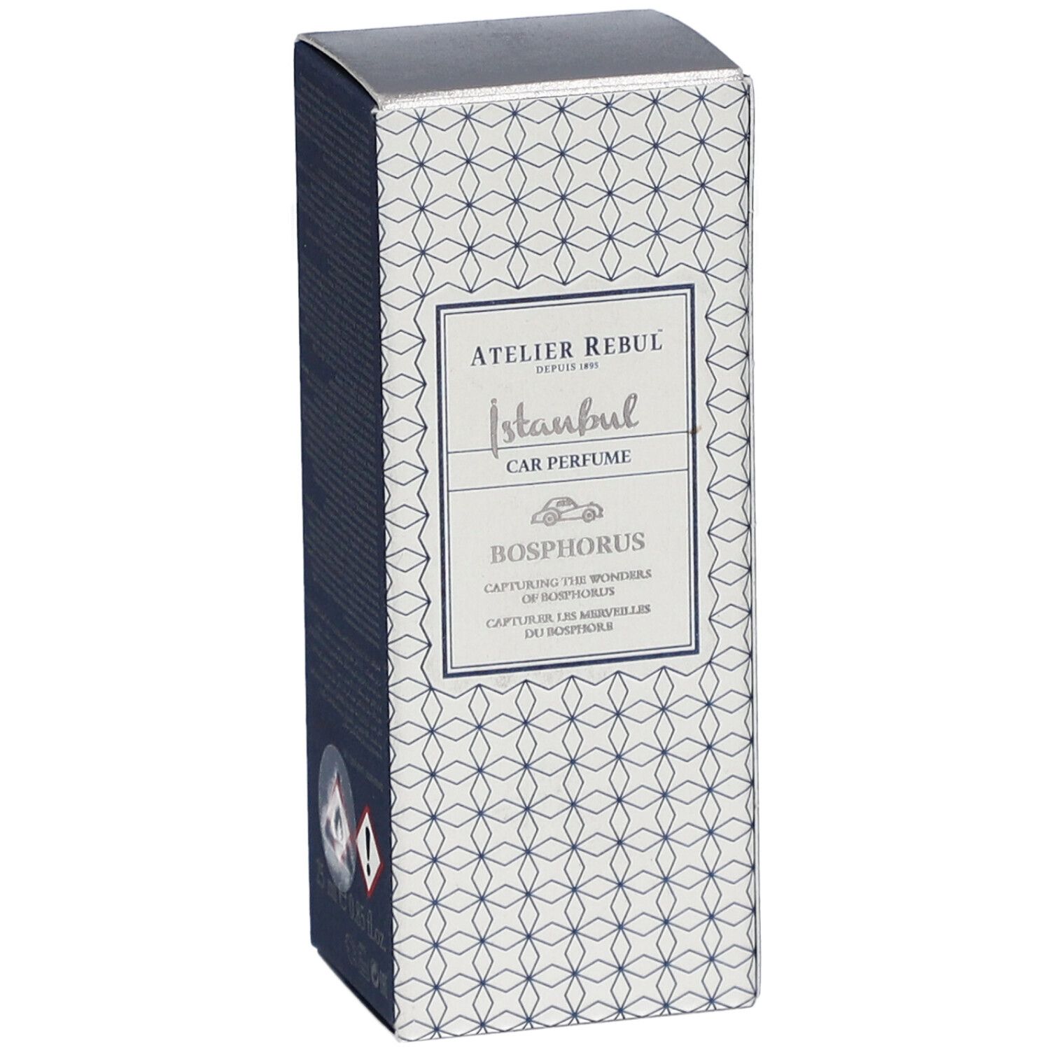 Boîte Atelier Rebul Istanbul Bosphorus Parfum Voiture. Logo et nom du produit. Motif géométrique bleu et blanc.