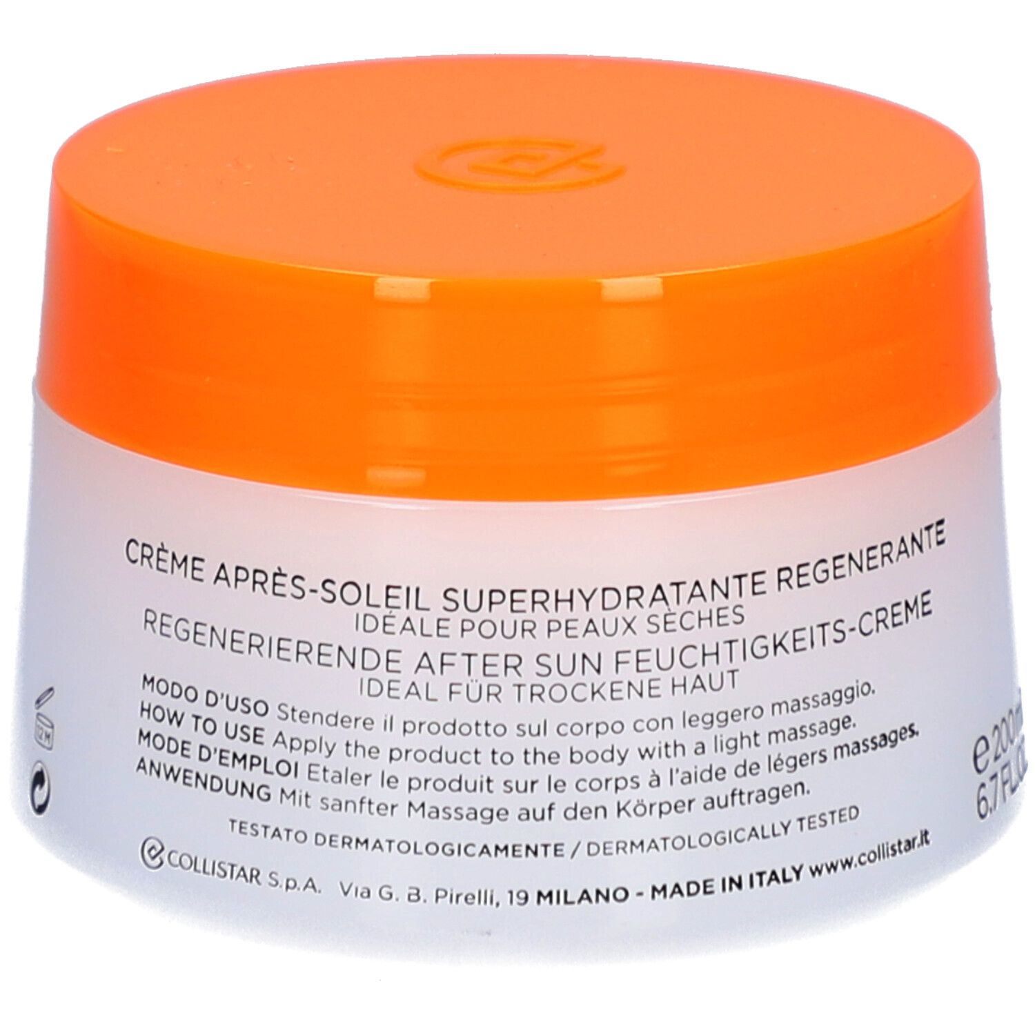 Pot de crème avec couvercle orange. Inscription : CRÈME APRÈS-SOLEIL SUPERHYDRATANTE RÉGÉNÉRANTE, idéal pour peaux sèches, e 200 ml, 6.7 FL.OZ.