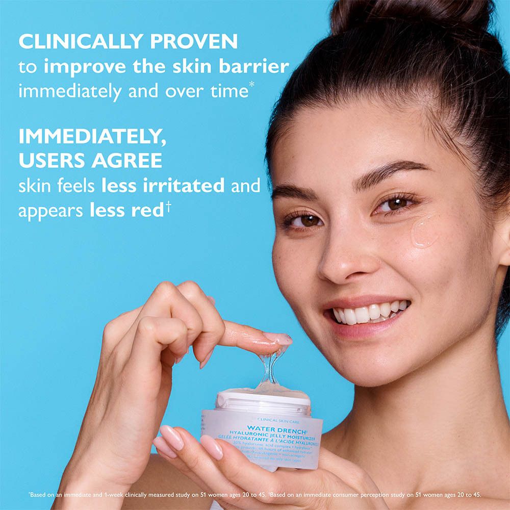 Trois pots. Texte: RICH CREAM, ORIGINAL CLOUD CREAM, WEIGHTLESS JELLY. Caractéristiques.