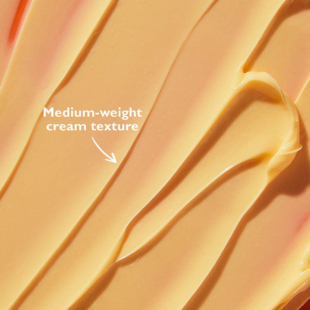 Gros plan de la crème. Texture : crème de poids moyen.