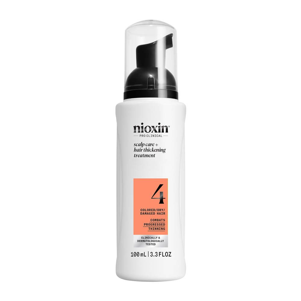 Flacon blanc avec pompe : Nioxin Scalp Care Hair Thickening Treatment, étape 4, pour cheveux colorés/abîmés, 100 ml.