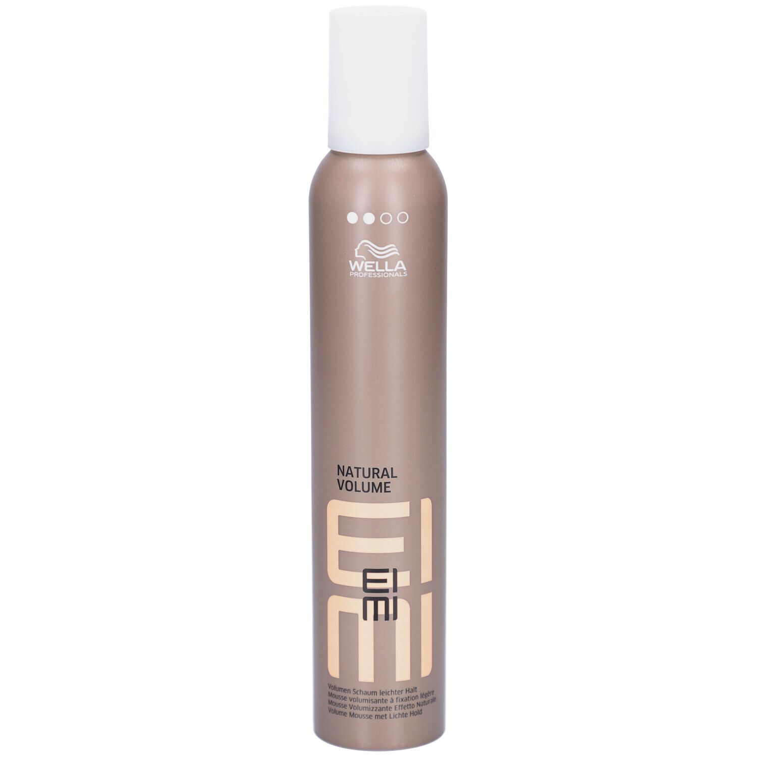 Flacon de mousse coiffante. Bouchon blanc, contenant marron avec texte EIMI, NATURAL VOLUME et logo Wella.