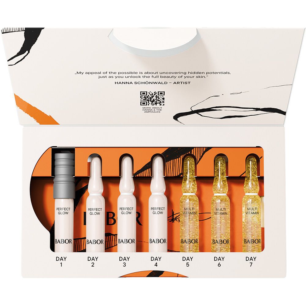 Emballage ouvert avec des ampoules de sérum concentré Babor Vitamin Glow. Ampoules et marque Babor.