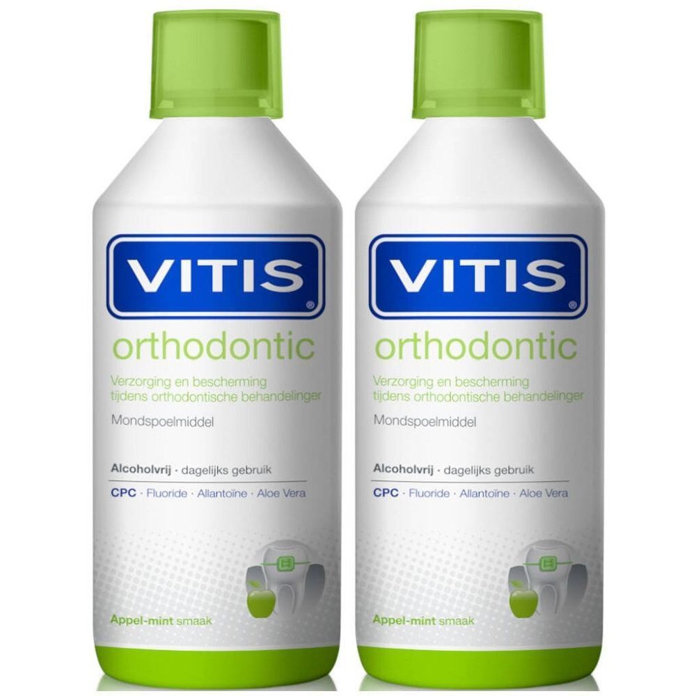 Deux flacons de bain de bouche VITIS® orthodontic. Flacons blancs avec bouchon et étiquette verts. Inscription : orthodontic.