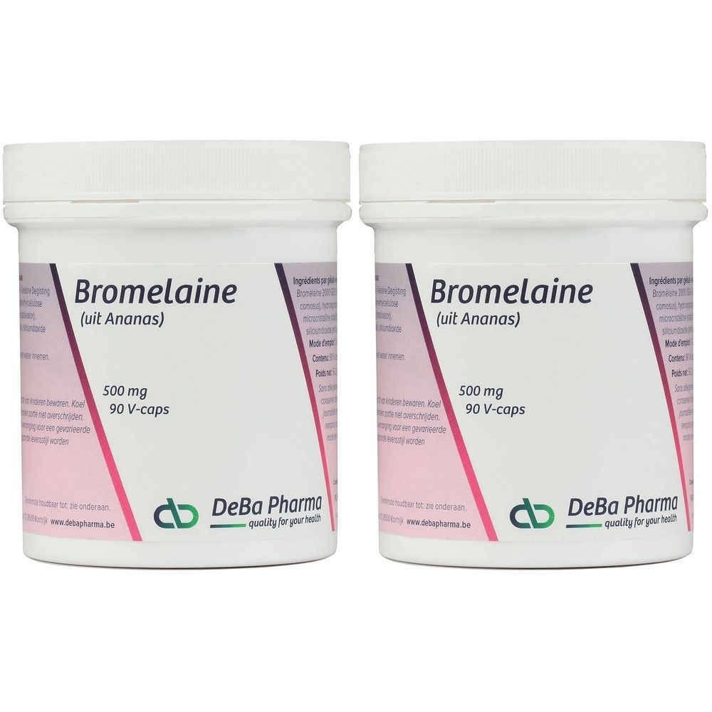 Deux pots blancs avec l'inscription "Bromelaine (uit Ananas)". Inscription : 500 mg, 90 V-caps. Marque : DeBa Pharma.