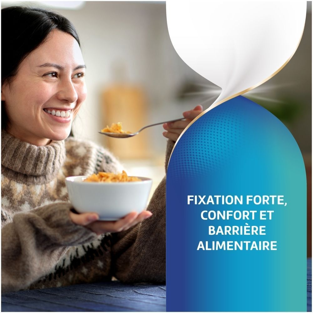 Femme mangeant des céréales, avec fixation forte, confort et barrière alimentaire.