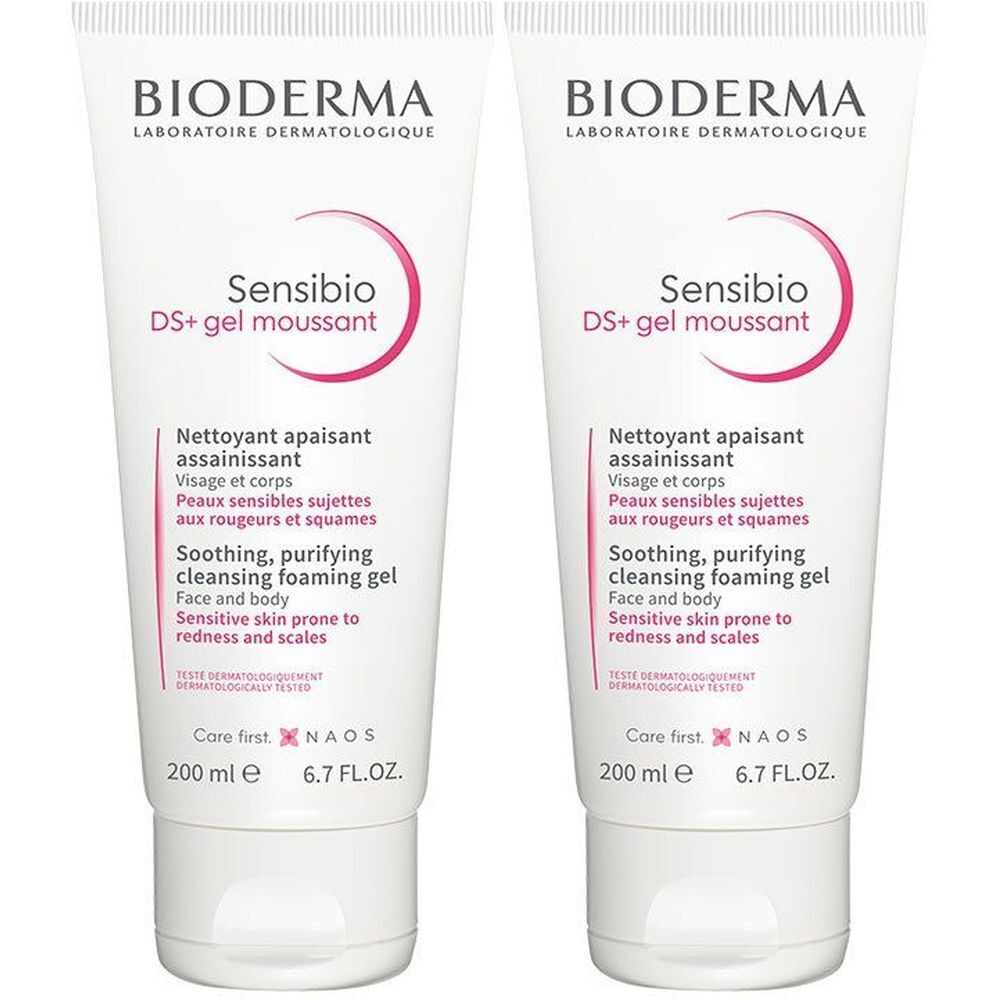 Deux tubes blancs avec texte. BIODERMA, Sensibio DS+ gel moussant. Inscriptions en français et anglais. 200 ml. Pour peaux sensibles.