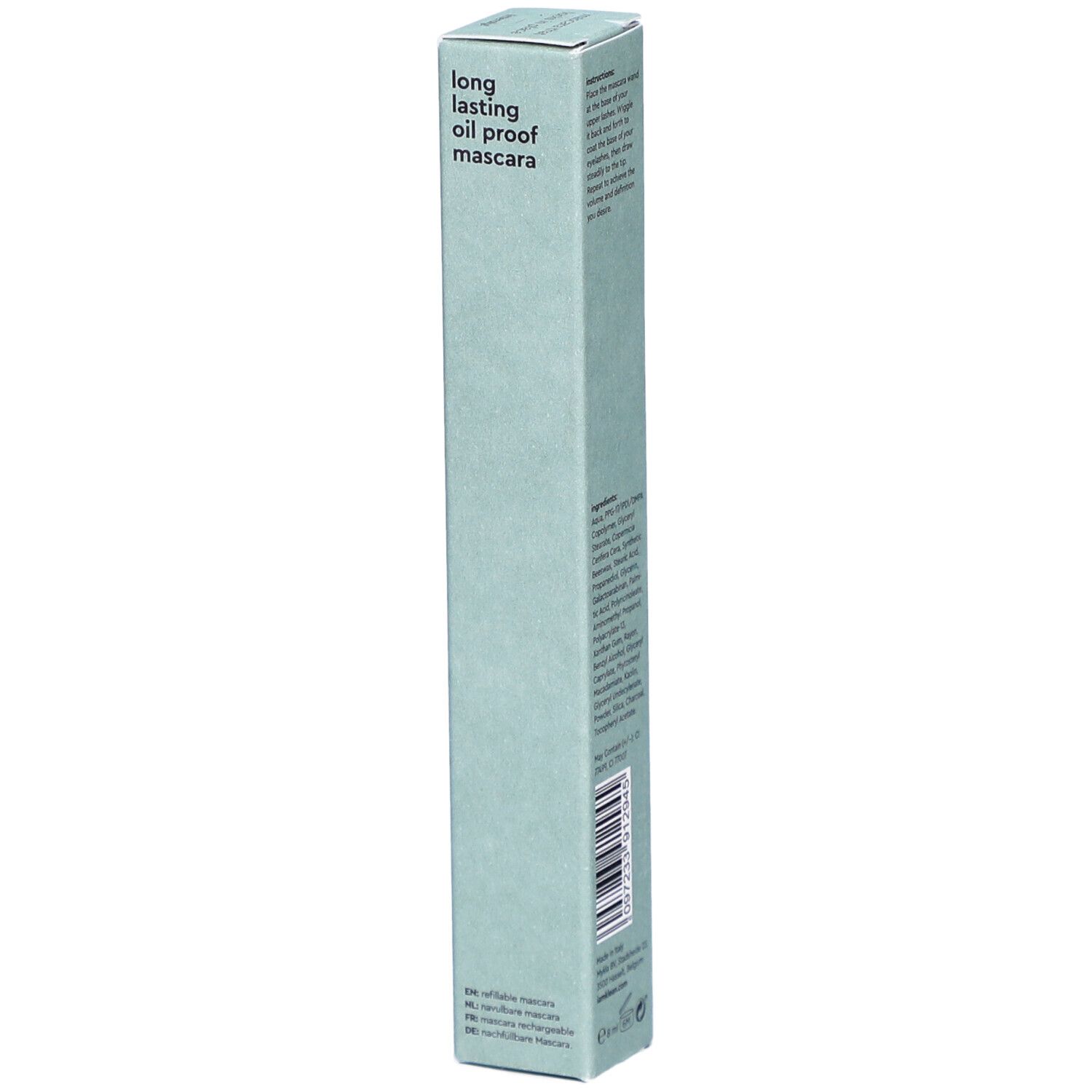 Emballage de mascara i.am.klean. Boîte allongée vert clair avec texte : long lasting oil proof mascara.