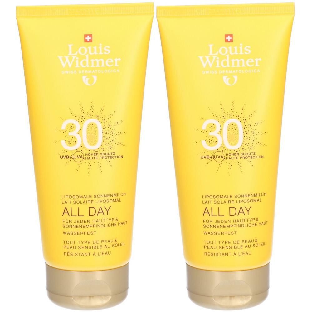 Deux tubes jaunes de Louis Widmer All Day IP30. Inscription: 30, All Day, pour peaux sensibles au soleil. Croix suisse.
