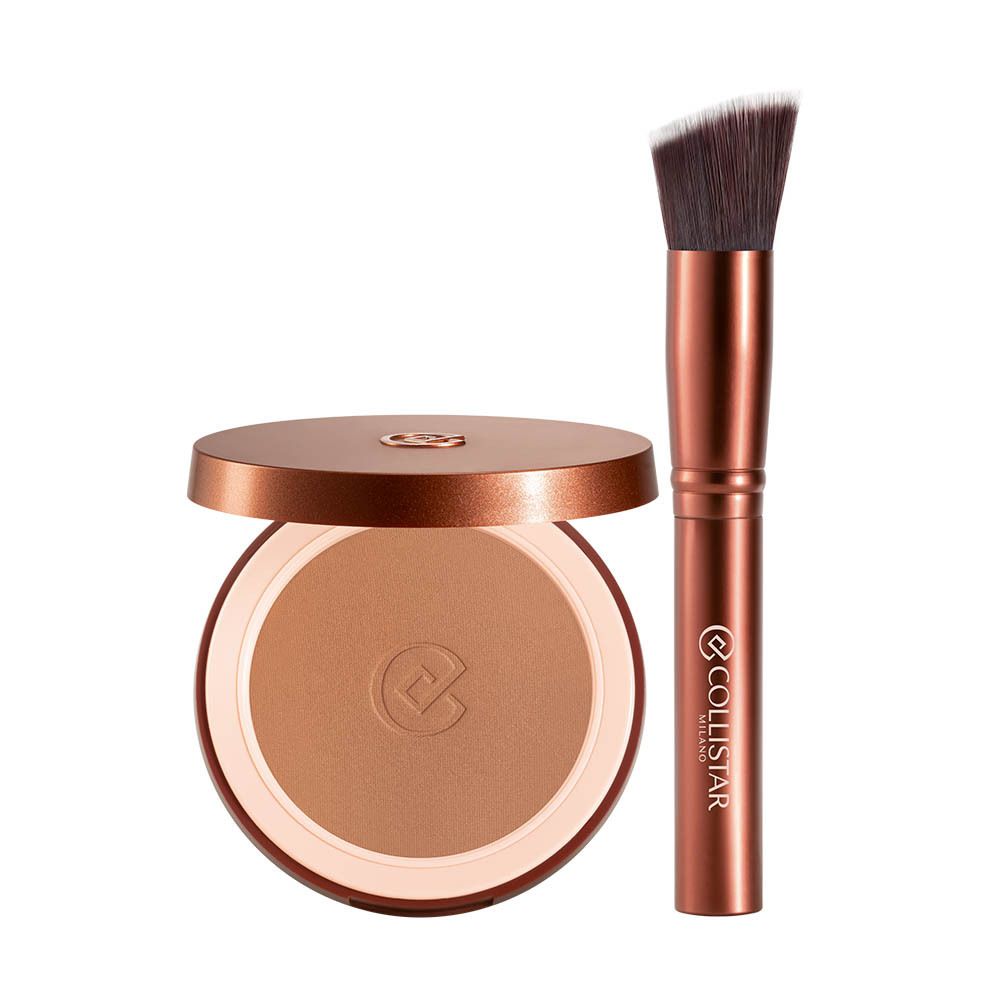 Poudre et pinceau. Poudre en boîtier, pinceau à manche en bois. Marque Collistar Milano.