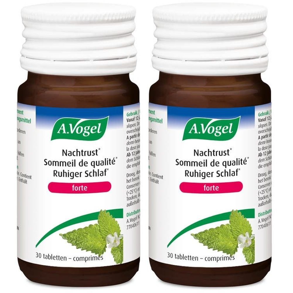 Deux flacons A.Vogel Nachtrust forte. Bouteilles en verre brun avec couvercle blanc et étiquette. Accents verts et rouges.