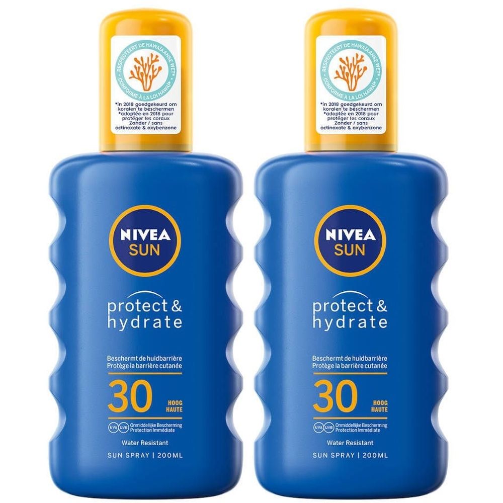 Deux sprays solaires bleus avec bouchons jaunes. Inscription : NIVEA SUN protect & hydrate, SPF 30. Résistant à l'eau.