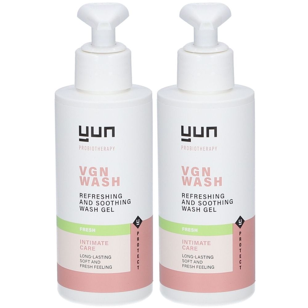 Deux flacons de YUN VGN WASH. Flacons blancs avec pompe. Inscription : VGN WASH, Fresh, Intimate Care.