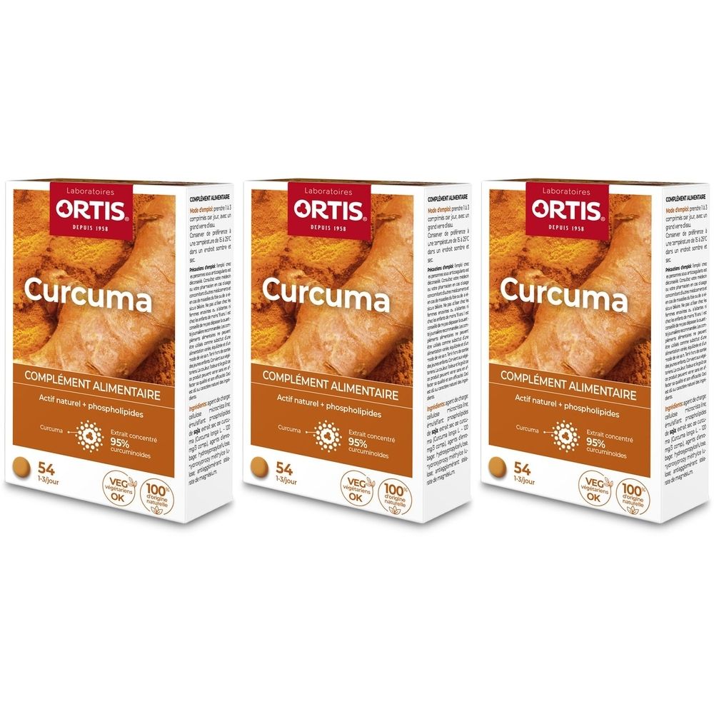 Trois boîtes de « Ortis Curcuma ». Inscription « COMPLEMENT ALIMENTAIRE ». Chaque boîte affiche « 54 » et un logo « VEG 100 ».