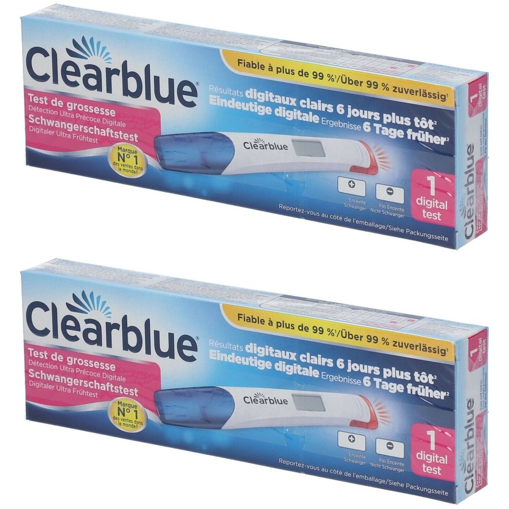Deux boîtes de test de grossesse Clearblue®. Emballage rose et bleu avec image du produit et texte. Résultat numérique.