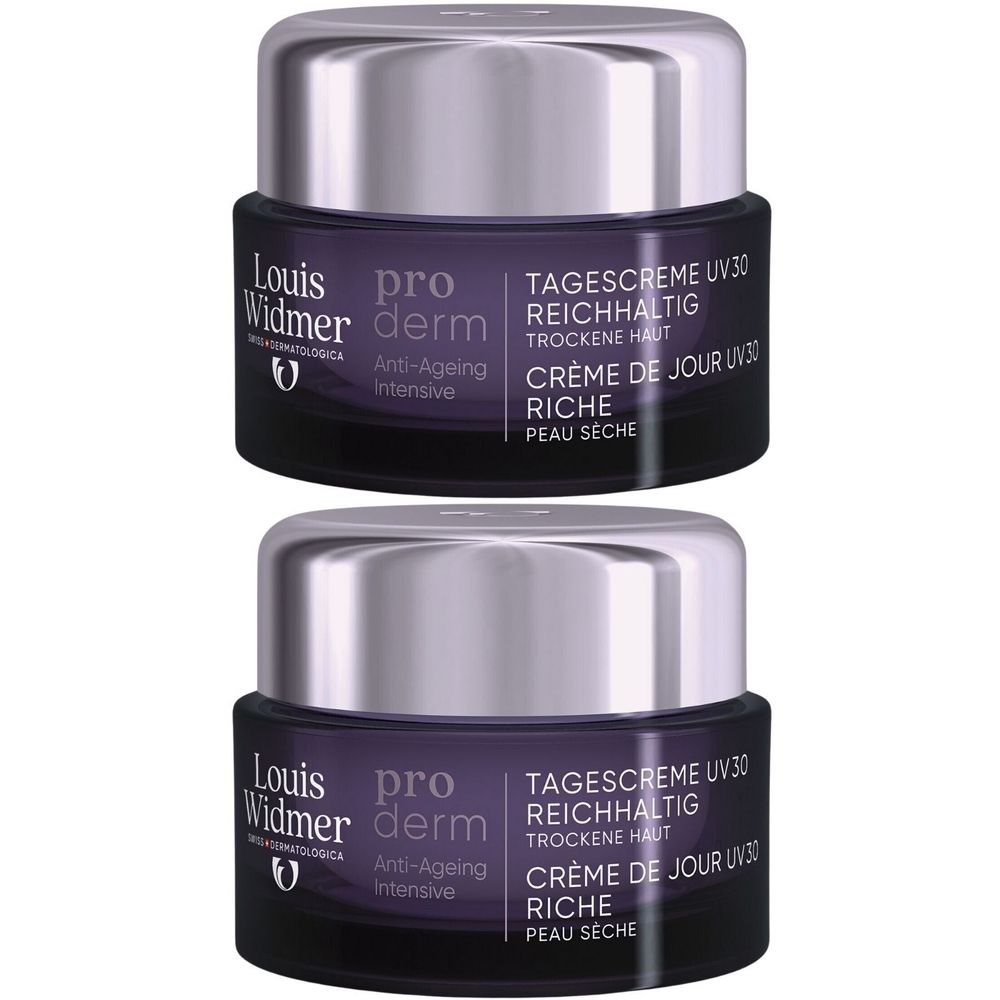 Deux pots de crème Louis Widmer Proderm, violets avec couvercles argentés. Inscription: Crème de jour UV30, Anti-Âge Intensive.