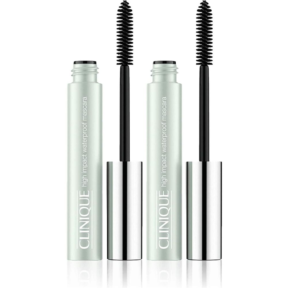 Deux tubes de mascara CLINIQUE High Impact Waterproof avec brosses noires. Tubes vert clair avec capuchons argentés et texte noir.