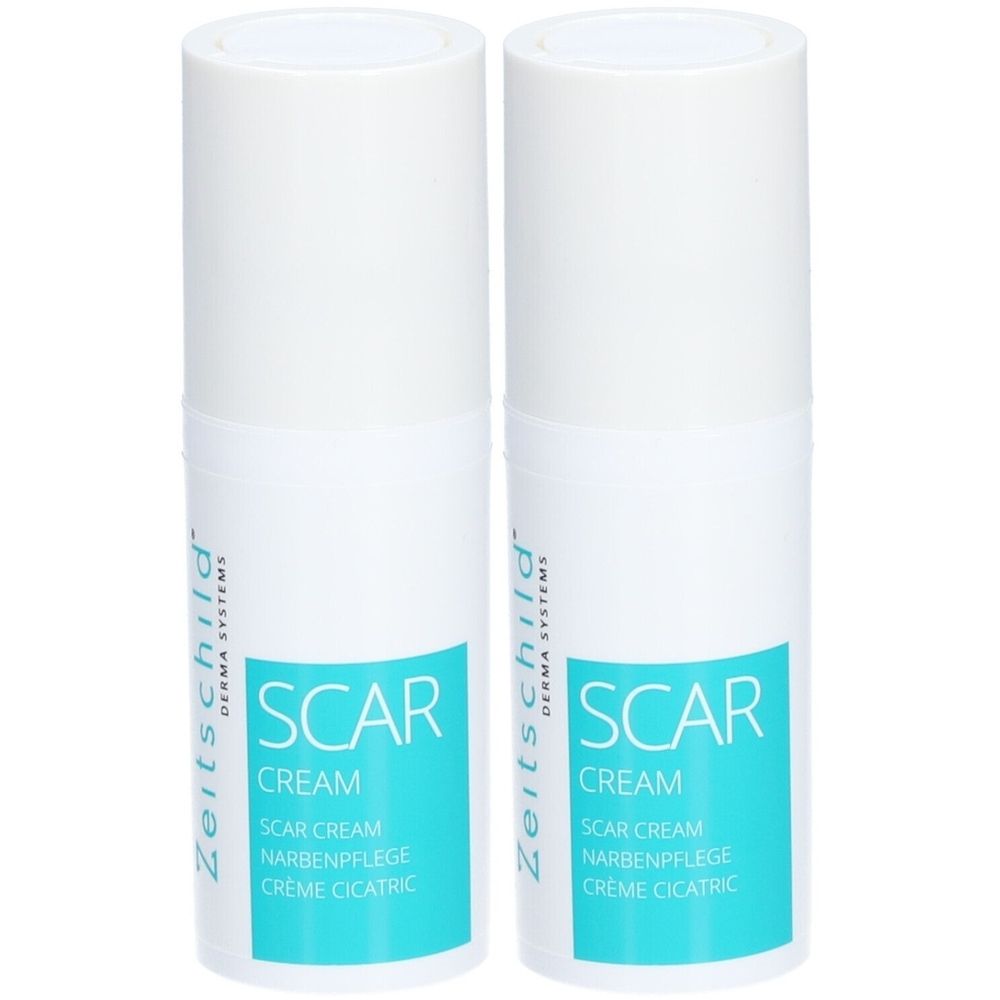Deux tubes blancs avec étiquette bleue. Inscription: SCAR CREAM, Narbenpflege, Crème cicatric.