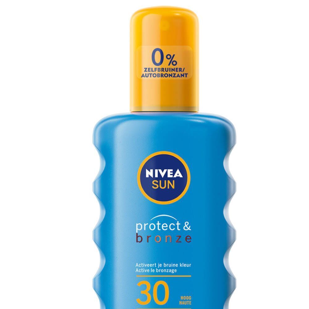 Spray solaire bleu avec bouchon jaune. Inscription: Nivea Sun Protect & Bronze SPF30. Résistant à l'eau. 0% autobronzant.