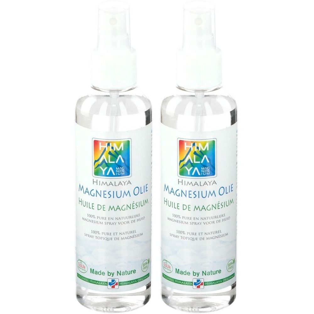 Deux flacons d'huile de magnésium Himalaya avec vaporisateur. Inscription : Magnesium Olie, 100% magnésium pur.