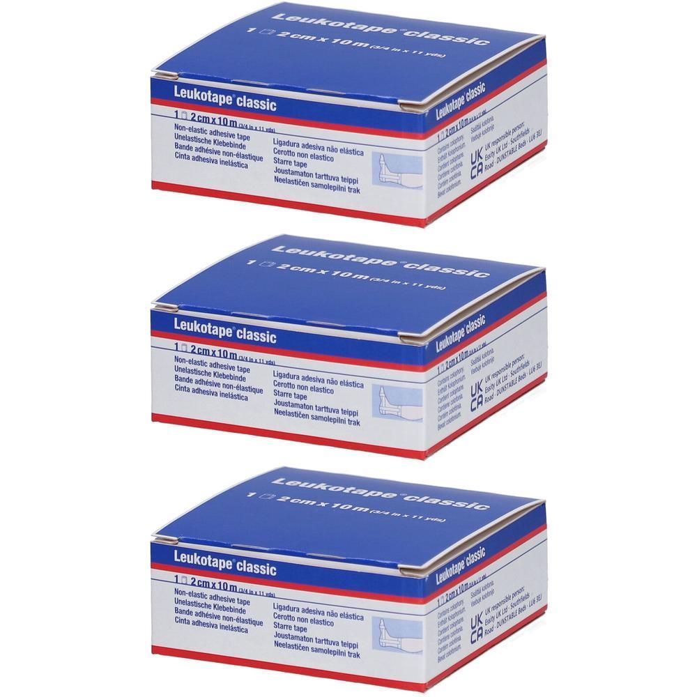 Trois boîtes de Leukotape® Classic. Couvercles bleus, côtés blancs. Inscription : 2 cm x 10 m. Informations multilingues.