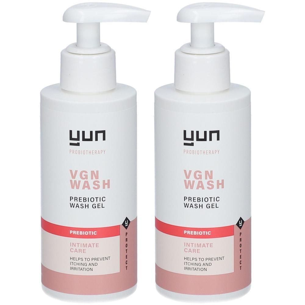 Deux flacons blancs avec pompe. Inscription: YUN, VGN WASH, Prebiotic Wash Gel, Intimate Care. Bande rouge.