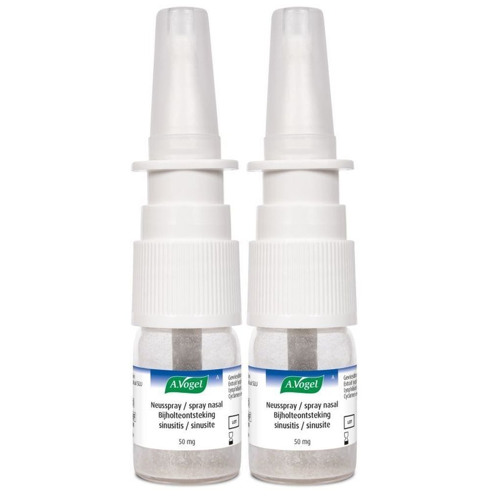 Deux flacons de spray nasal A. Vogel. Flacons blancs avec applicateur. Nom du produit et 50 mg imprimés.