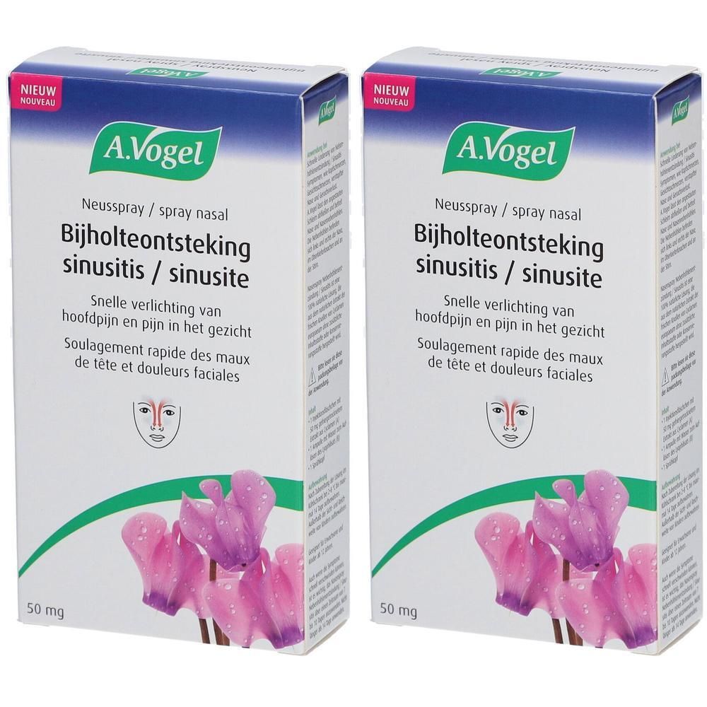 Deux boîtes de spray nasal A. Vogel Sinusite. Emballage bleu avec nom du produit et motif floral. 50 mg.