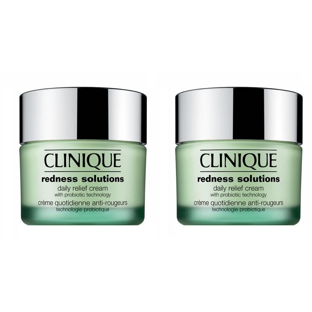 Deux pots verts avec couvercles argentés. Inscription: Clinique, Redness Solutions, Daily Relief Cream, technologie probiotique.
