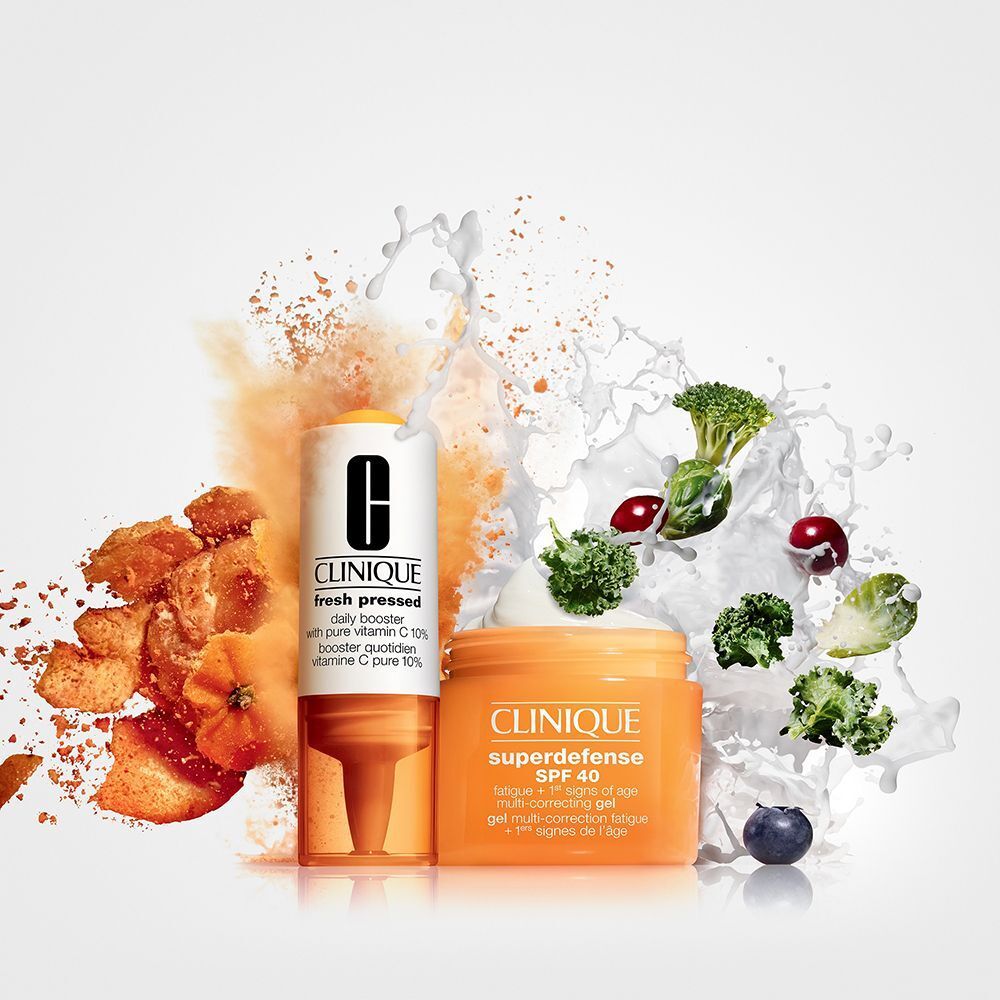 Clinique Fresh Pressed Booster et crème Superdefense. Légumes et éclaboussures de liquide.