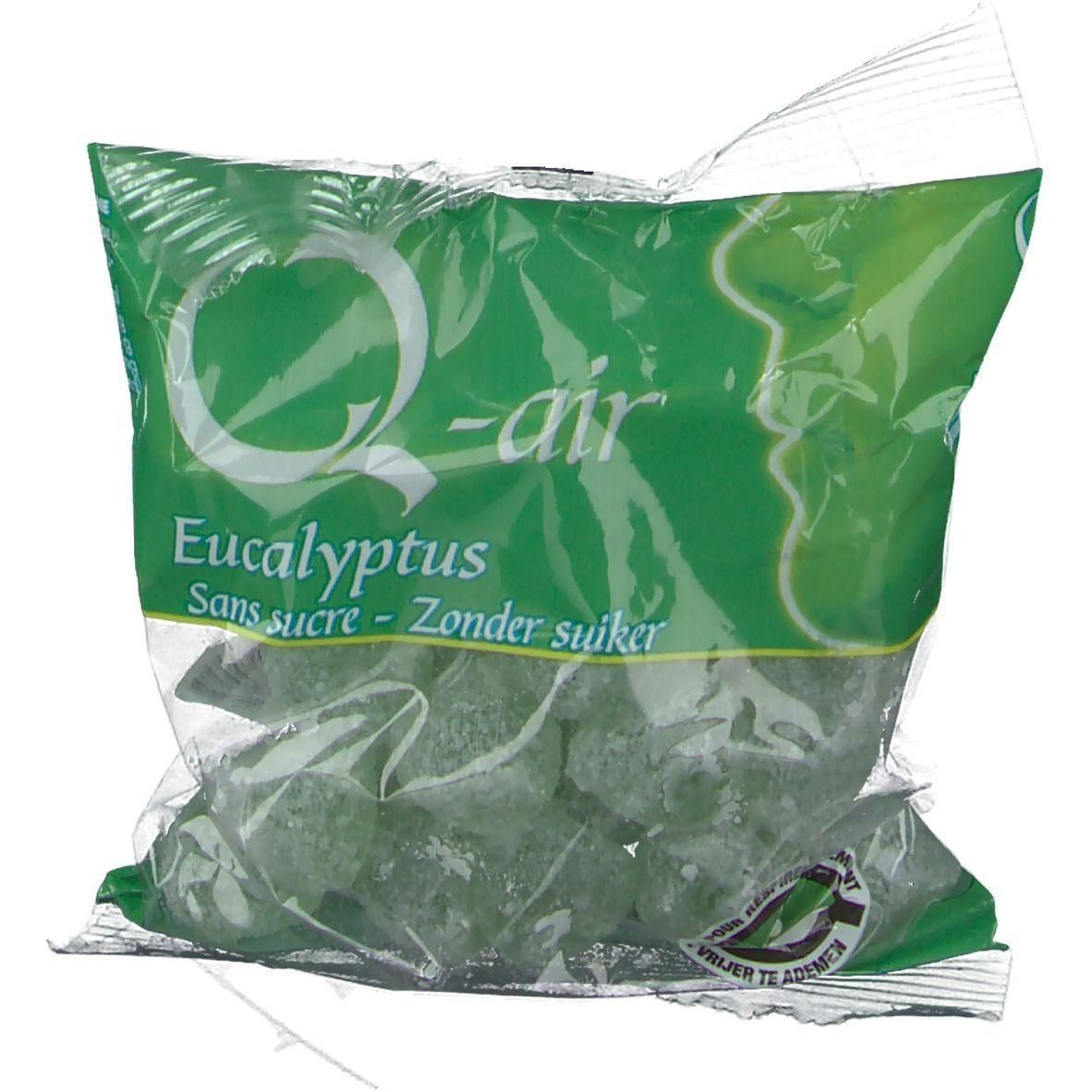 Sachet de pastilles vertes. Inscription : Q-air, Eucalyptus, Sans sucre - Zonder suiker.