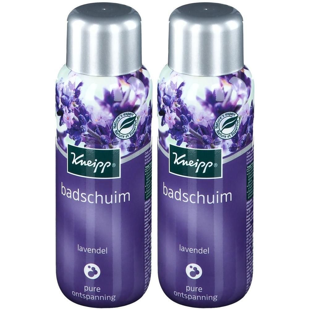 Deux flacons de bain moussant Kneipp Lavande. Flacons violets avec bouchons argentés. Inscription: Badeschaum, Lavendel, pure détente.