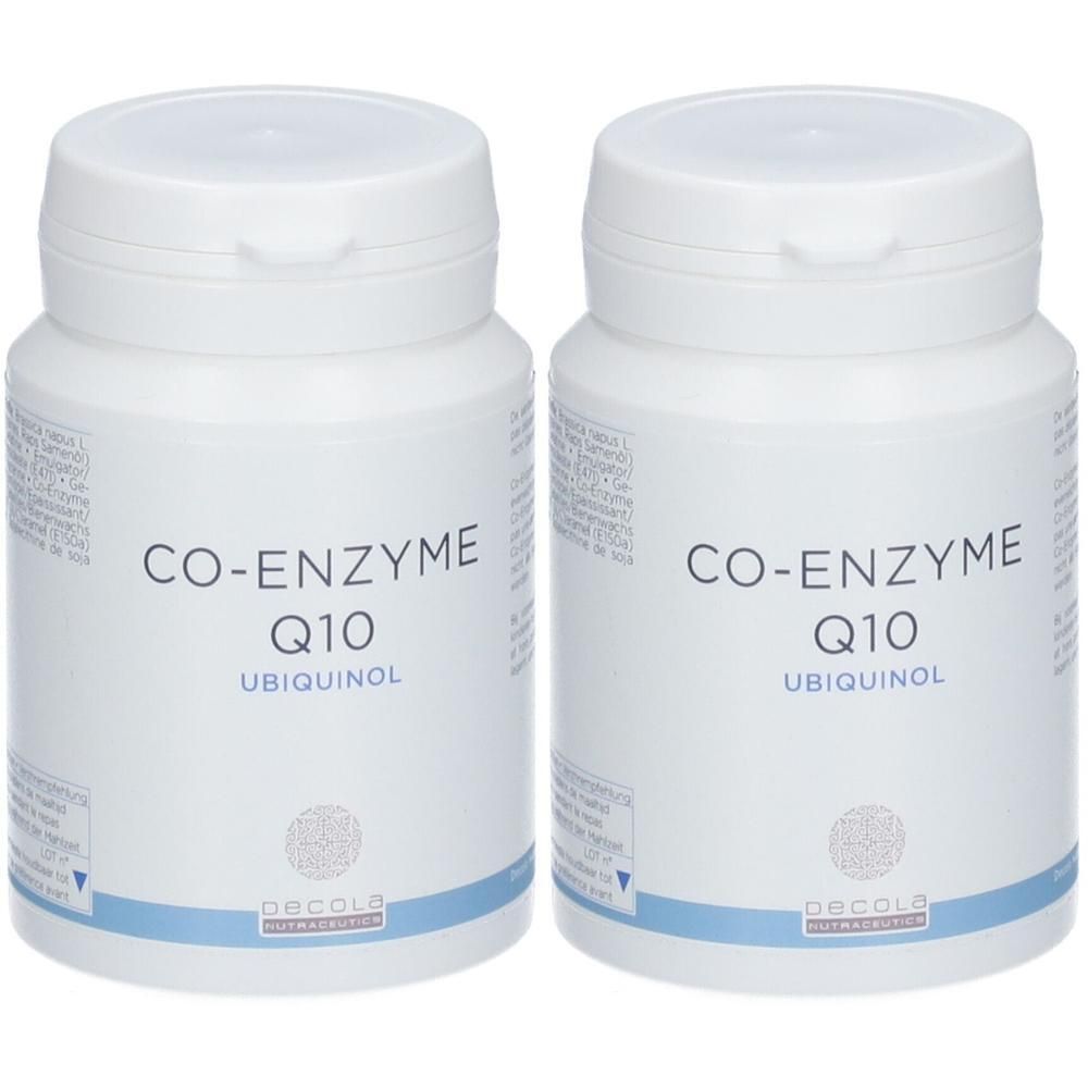 Deux flacons blancs avec bouchon à vis. Inscription : Co-Enzyme Q10 Ubiquinol. Logo Decola Pharma.