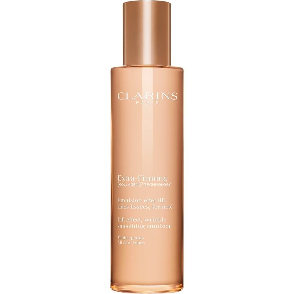 Flacon Clarins Extra-Firming Emulsion avec bouchon doré. Lotion lisse et claire.