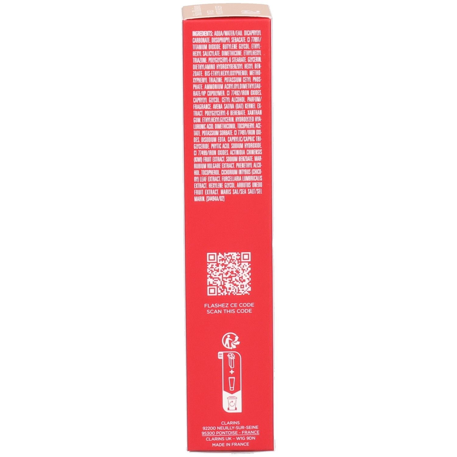 Vue latérale de la boîte Clarins Skin Illusion avec liste des ingrédients.